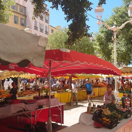 Appartement De Charme - Wifi - Centre Historique Toulon Ngoại thất bức ảnh