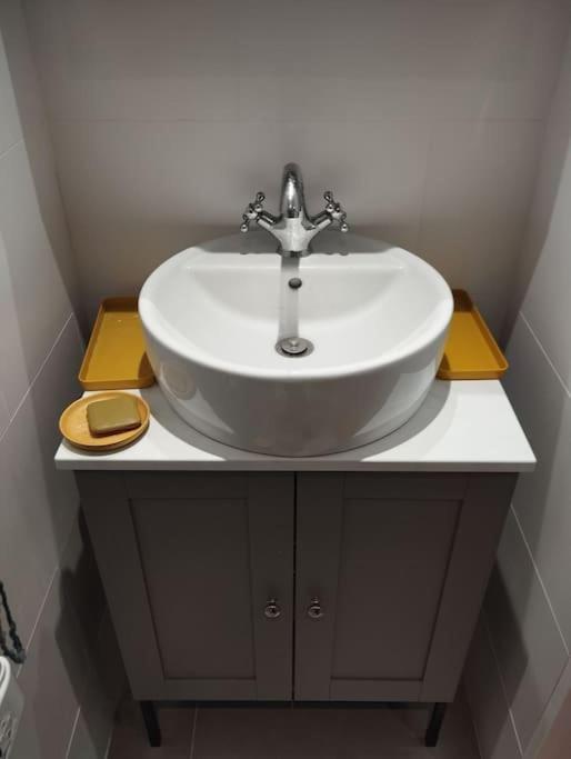 Appartement De Charme - Wifi - Centre Historique Toulon Ngoại thất bức ảnh